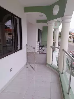 apartamentos - Apartamento en un lugar tranquilo sin muebles cerca de todo 