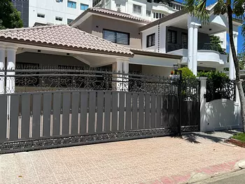 casas - Casa Duplex en Alquiler, La Zurza 