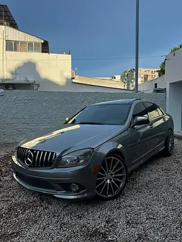 carros - Mercedes-Benz Clase C 300