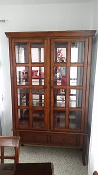 muebles y colchones - Vitrina de Caoba