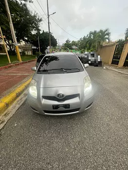 carros - Toyota Vitz 2011 ligeramente Negociable 