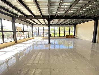 oficinas y locales comerciales - Local 339 Mts 3 niveles Av. San Martin  