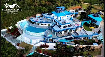 casas vacacionales y villas - VILLA EN PRIMERA LÍNEA DE PLAYA CON PANELES SOLARES - SAMANÁ