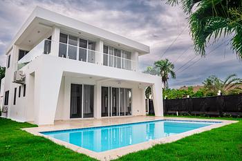 casas vacacionales y villas - ✨ Tu Hogar de Lujo en la Costa Norte 🏝️✨
