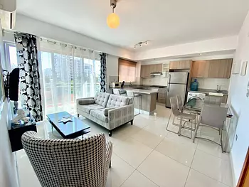 apartamentos - Impresionante apartamento amueblado en Piantini  
