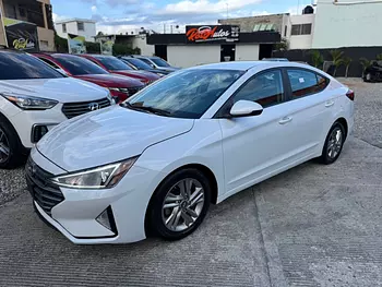 carros - Hyundai Elantra SE 2019