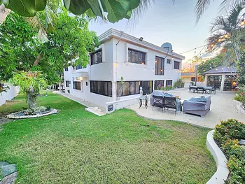 casas - CASA AMUEBLADA PATIO Y TERRAZA REPARTO TAVAREZ STG