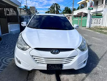 jeepetas y camionetas - Venta de Hyundai Tucson 2014 Blanca