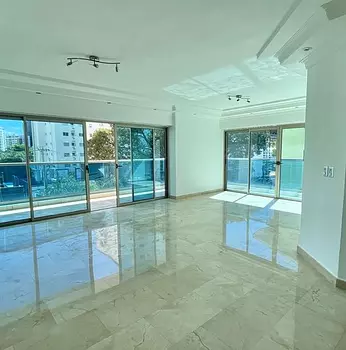 apartamentos - Alquiler de Apartamento en Naco Muy amplio 3 Hab y 3.5 Baños