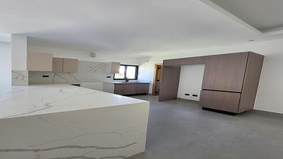 Listing thumbnail