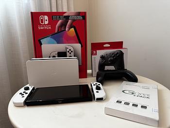 consolas y videojuegos - Nintendo Switch OLED + ProController + 4 Juegos