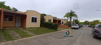 casas - SE ALQUILA Casa Con Dos Habitaciones en Residencial Cerrado con Seguridad 24 Hor