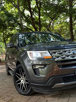 jeepetas y camionetas - FORD EXPLORER XLT 2019☑️ CLEAN CARFAX, EXCELENTE C