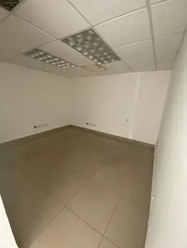 oficinas y locales comerciales - ALQUILO Amplio Local Comercial 2do Piso En El Vergel
CODIGO: PD127