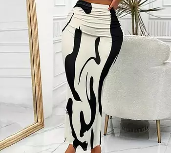 decoración y accesorios - Linda falda de mujer 😍♥️
