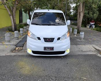 jeepetas y camionetas - nissan nv 200 2018 americana