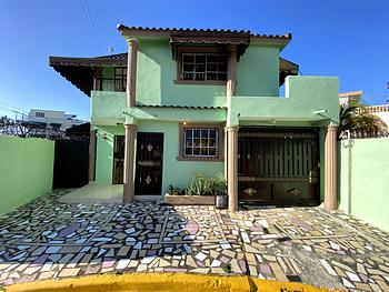 casas - Casa en Alquiler 4 Hab. - Santo Domingo Este