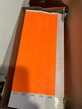 taquillas para eventos - Pulseras Tivek 3/4 por 10”.500 Taquilla Para eventos - AL POR MAYOR Y AL DETALLE