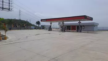 otros inmuebles - Estacion de combustible en Herrera