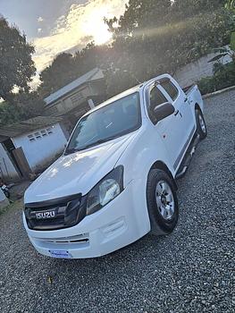 jeepetas y camionetas - Isuzu Dmax 2013 mecánica.
