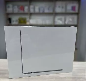 computadoras y laptops - MacBook Pro M2 13” 256GB RAM 8GB Nuevas Selladas