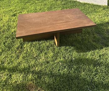 muebles y colchones - Se vende mesa rectangular de madera en RD$8,000